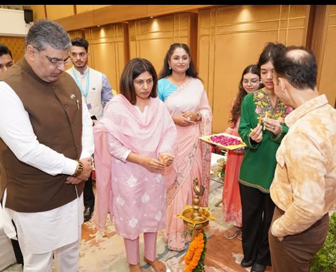 WhatsApp Image 2025-11-14 at 4.00.10 PM (2)